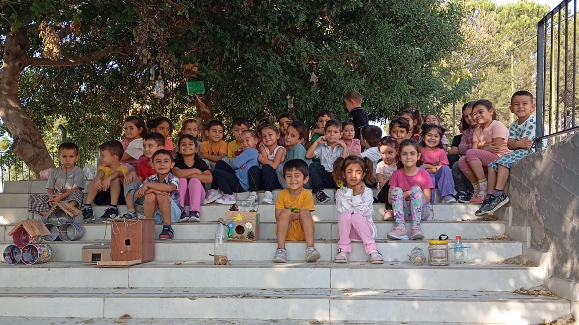 Anasınıfı Öğrencilerimizin Hayvanlar Günü Etkinliği